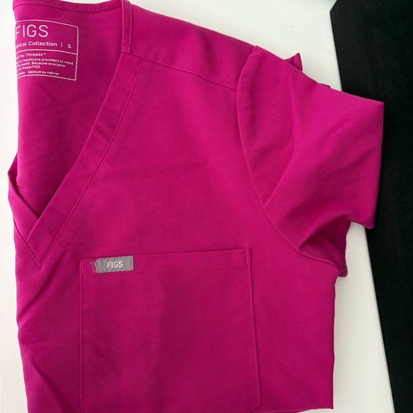 Figs Raspberry Pink Top and Jogger Scrub Set - Picture 2 of 4